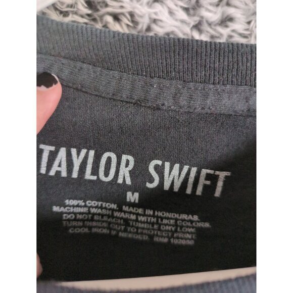 TAYLOR SWIFT Long Sleeve Top Women SZ M I'm Feeling 2022 Balloon Black Midnights - Picture 7 of 7